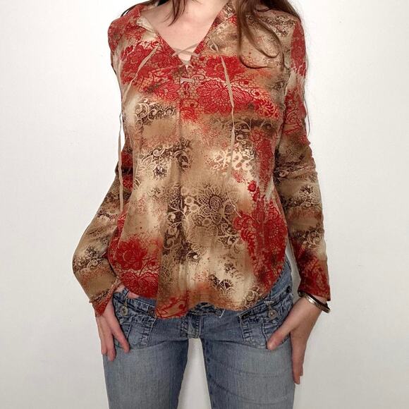 Absolutely gorgeous red and brown floral long sleeve top - Picture 3 of 8